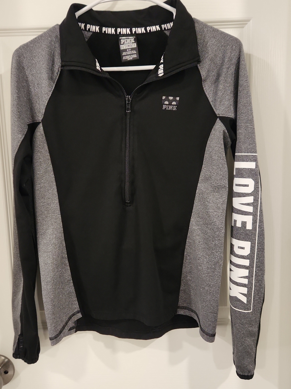 Victoria’s Secret Pink Ultimate 1/2 Zip Black/Gray Athletic Pullover Size Small